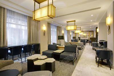 New York Hilton MidtownExecutive Lounge
